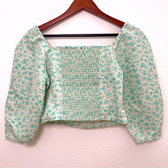 Levi’s Yvie square neck 3/4 sleeves cropped top statement blouse size M NWT - Picture 8 of 12